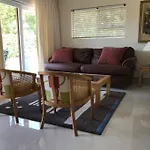 Tolbos Garden Apartment - Somerset West