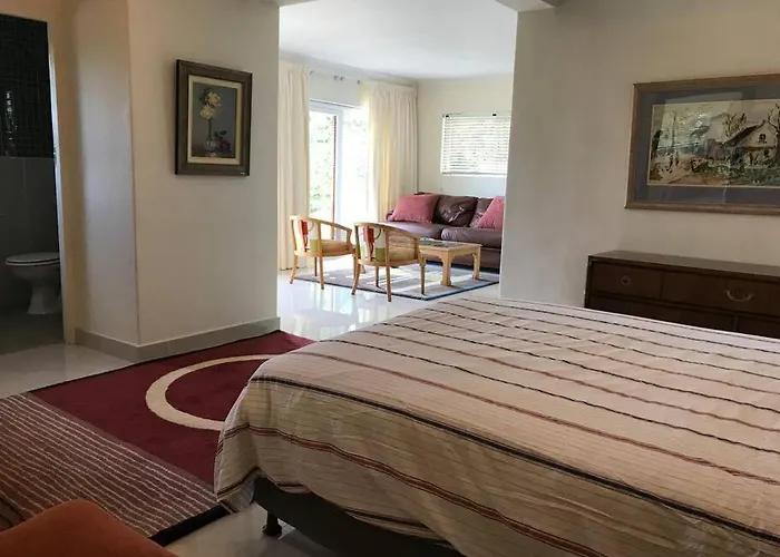 Tolbos Garden Apartment - Somerset West