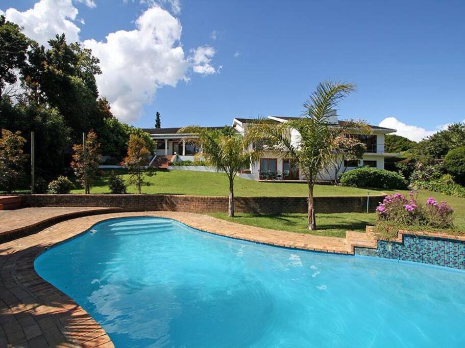 Tolbos Garden - Somerset West